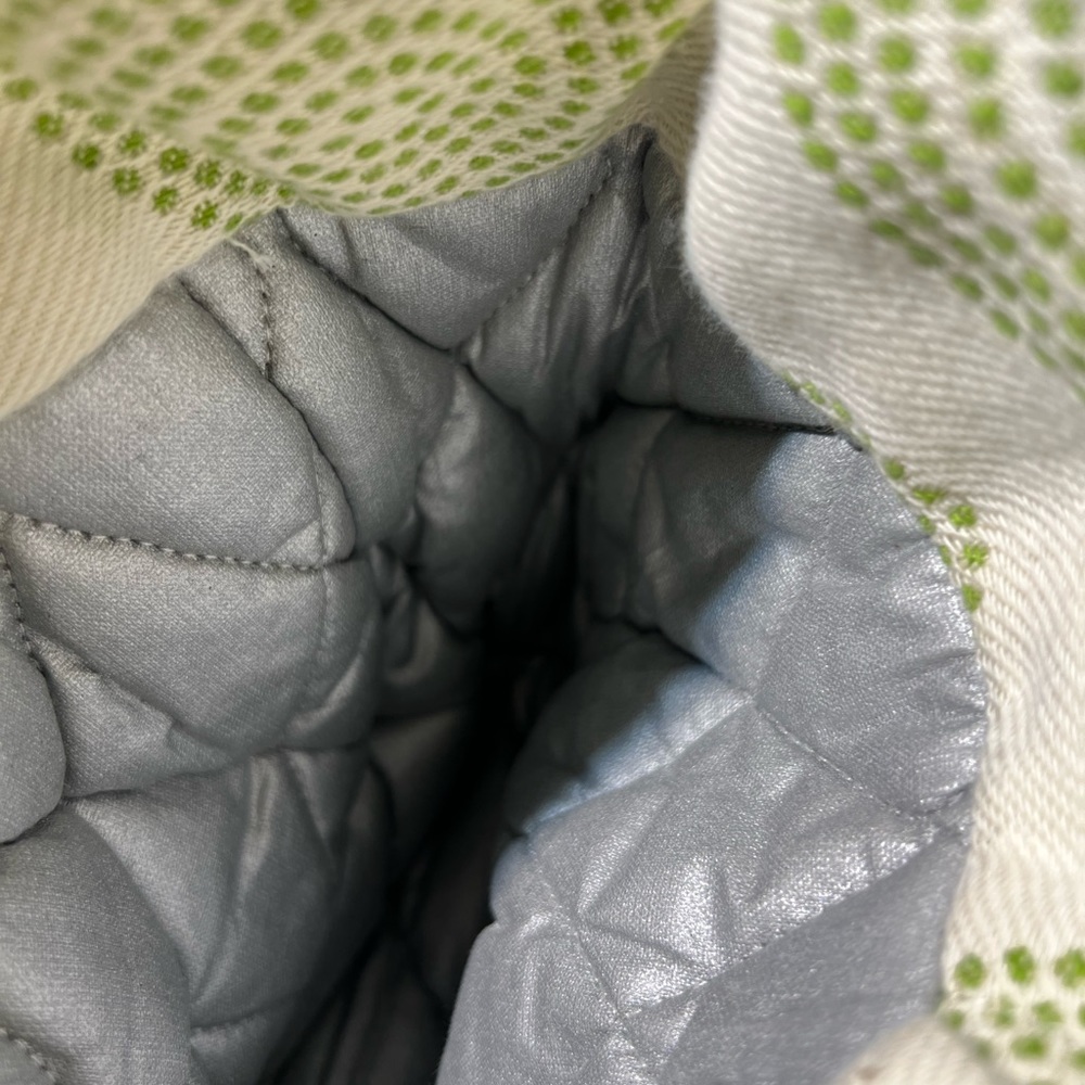 Makeup bag - Picture 2 of 2